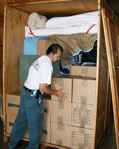 Packing Storage Container With Household Items